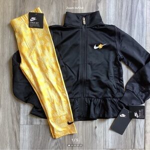 Nike toddler girls set size 3T(NWT) ~PRICE IS FIRM, NO OFFERS~
